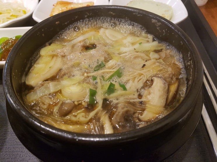  분당 정자 킨스타워 3층. 진짜 옥상은 아니지만 맛있는 옥상에서 뚝불 뚝딱.