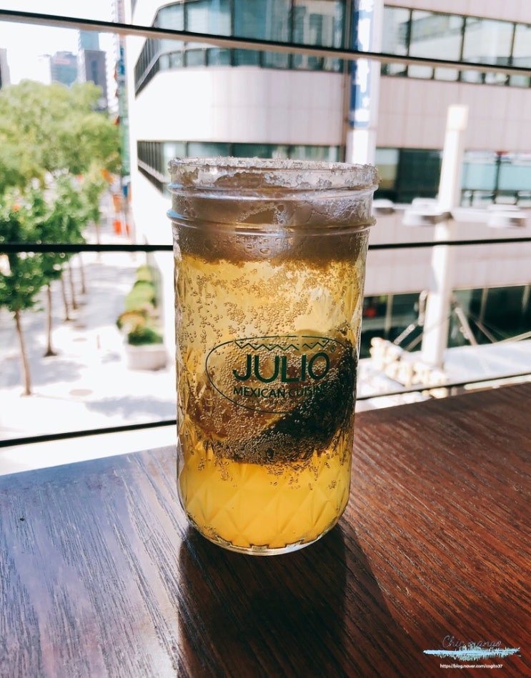  종로에서 명동까지 [훌리오(Julio)/설빙-메론빙수/소품샵/문샷]