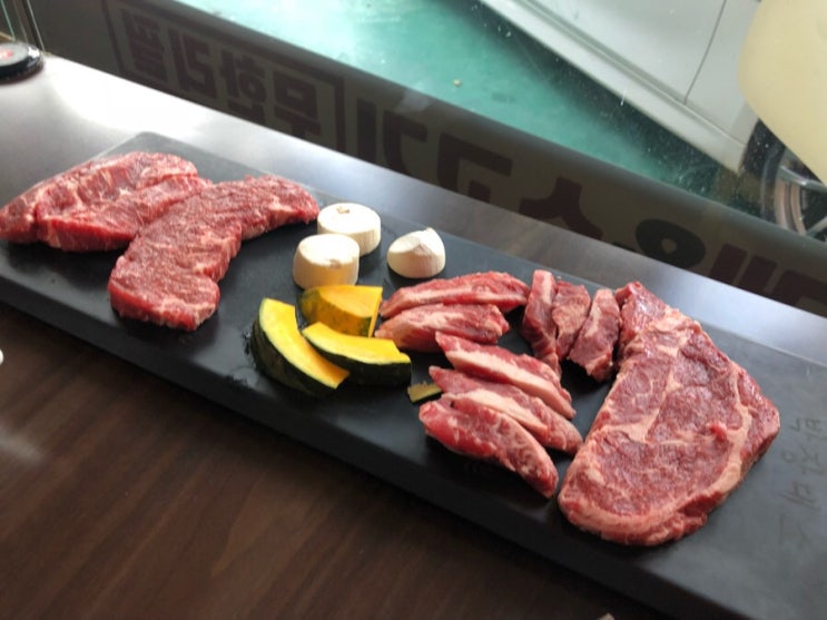  생생정보 잠실 한우 대게 무한리필 방이동 맛집, 박장대소에서 소고기 맘껏