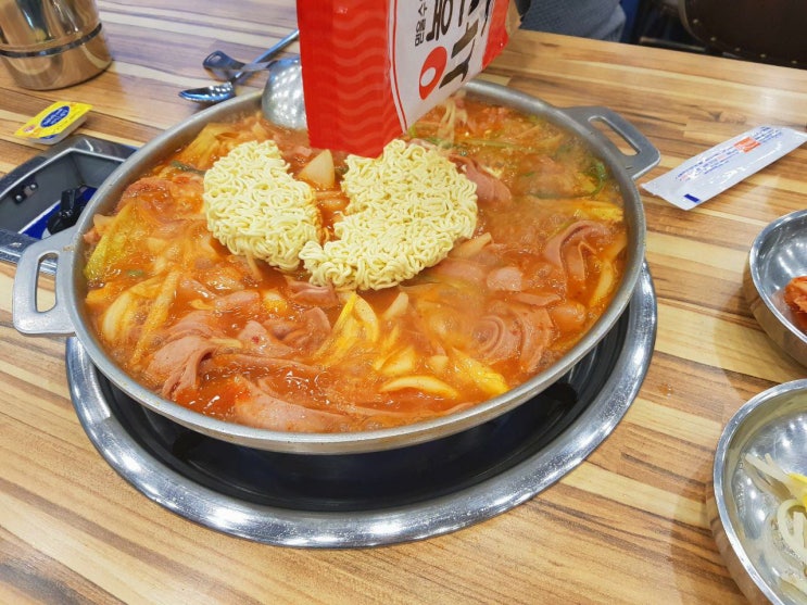  안산 고잔동 남기남부대찌개 보글보글