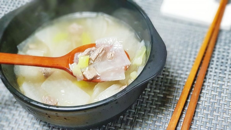  소고기 뭇국 끓이기 - 무국 감기에 제격 !