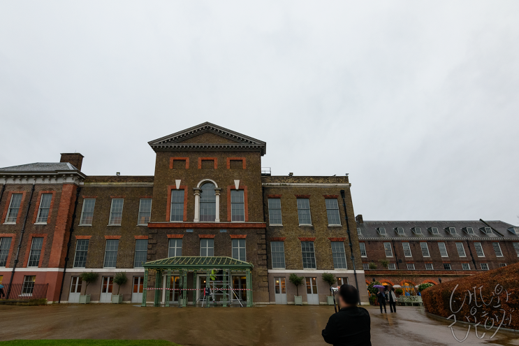 [런던] 다이애나 왕세자비의 마지막 거처로 유명한 켄싱턴 궁전(Kensington Palace).