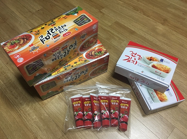  해외여행者들에게 필수품! 진경여행라면 (feat. 건조김치&쇠고기볶음장)