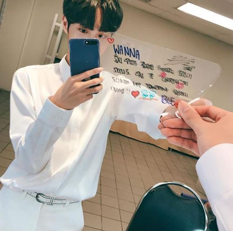  ‘복면가왕 조커 추정’ 워너원(Wanna One) 이대휘, 팬들에게 감사인사 전하며…“워너블 진심으로 사랑합니다”