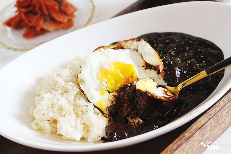  현지에서 먹힐까? 짜장 만드는법