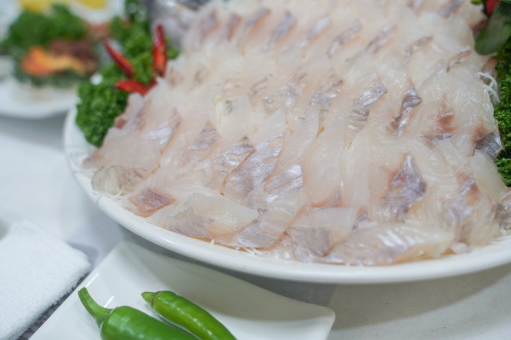  김해 맛집 시원한 바람 맞으며 장보고로~