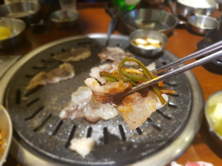  용인시 처인구 차돌박이 맛집 차돌풍. 차돌박이하고 깔라만시 소주가 위너다.