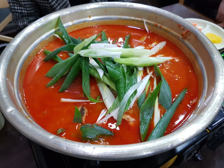  [수영맛집 닭도리탕] 닭발보다 닭볶음탕이 더 맛있는 호호불닭발