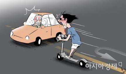 헬멧 안 쓰고, 보험은 없고..도로 무법자 '전동킥보드' 헬멧 안 쓰고, 보험은 없고..도로 무법자 '전동킥보드'