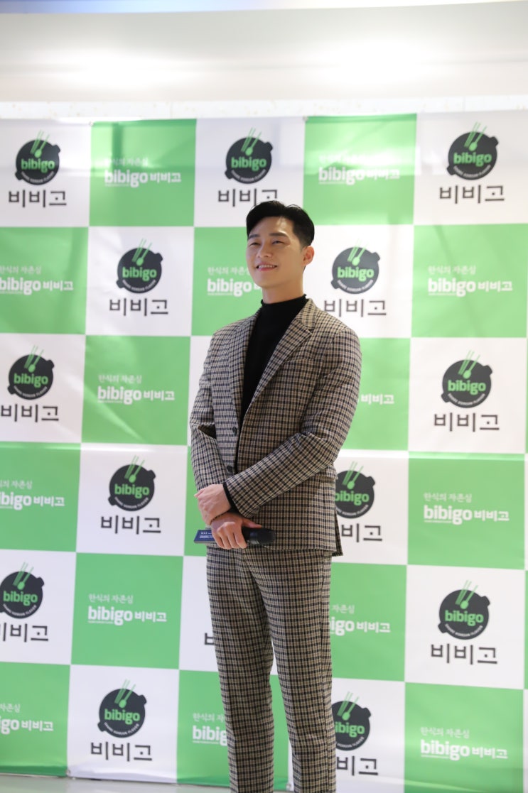  박서준 팬사인회 비비고 칼국수 면식당 현장에 다녀왔어요