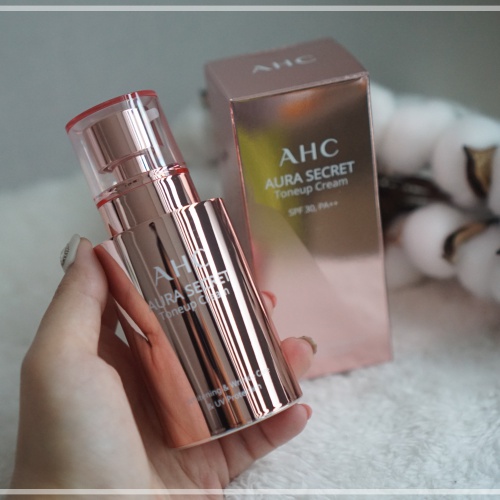 AHC톤업크림 아우라크림 얼굴에서 광채나요 AHC톤업크림 아우라크림 얼굴에서 광채나요