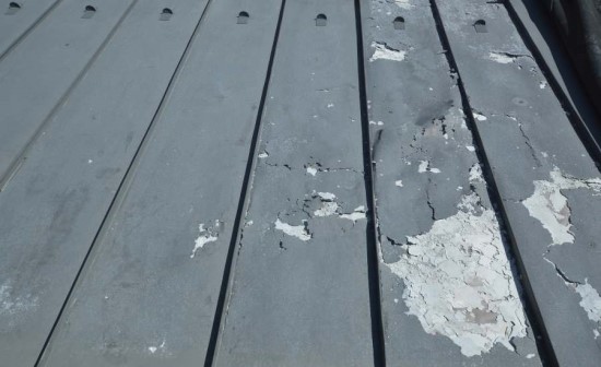 징크 지붕 시공할 때 패널 뒷면에 반드시 환기층을 두어야만 하는 이유 징크 지붕 시공할 때 패널 뒷면에 반드시 환기층을 두어야만 하는 이유