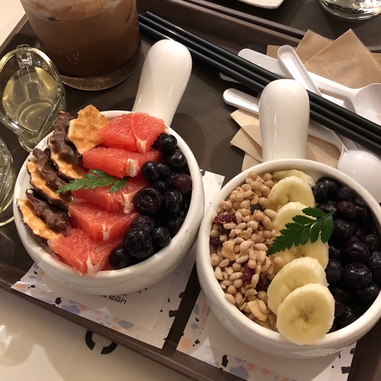  광주 유스퀘어 카페 업타운홀릭