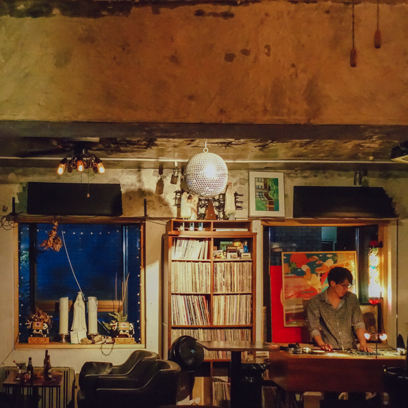  홍대 만평 VInyl music ㅣ 합정 분위기 좋은 뮤직바