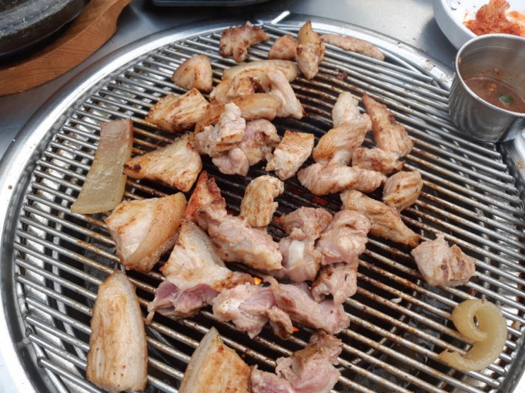  제주도, 평진옥(평양냉면), 알동네집(자투리고기집)