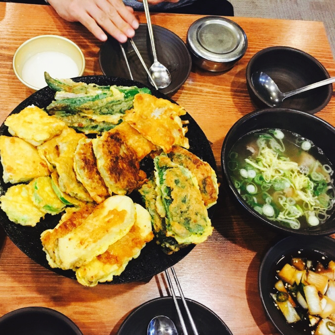  청량리전집 :: 비오는날 파전 모듬전과 막걸리 한잔