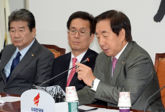 <b>김용태</b> “해촉<b>결정</b> 시간 못끈다” vs 전원책 “김병준, 내게... 