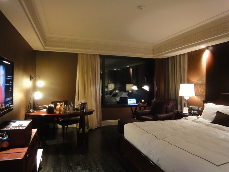 [2012] 방콕 뮤즈 호텔 (Muse Hotel - Yama Residence)