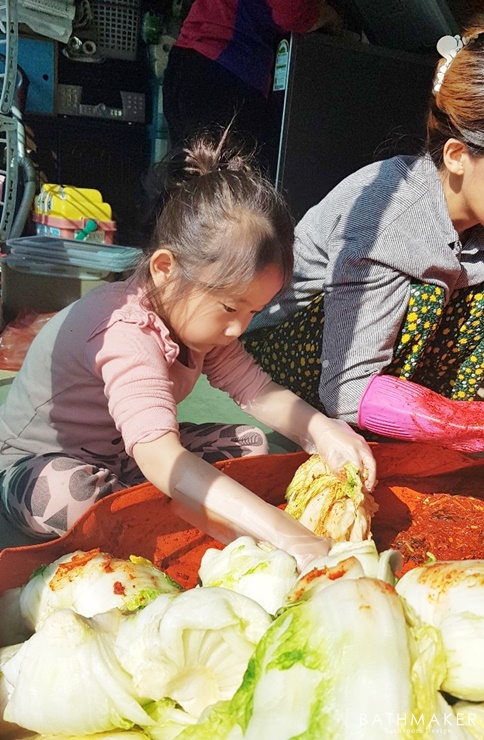 겨울맞이 필수과제, 김장하고 왔어요~~