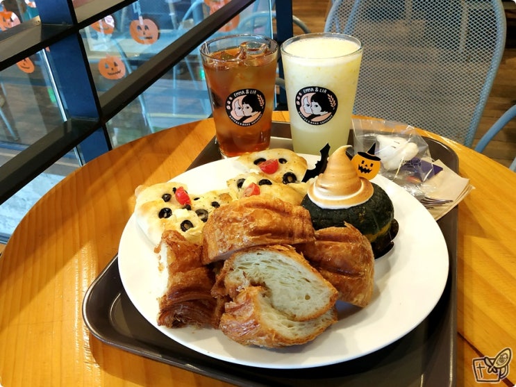  강남역 베이커리 카페 추천 - 엠마앤리아