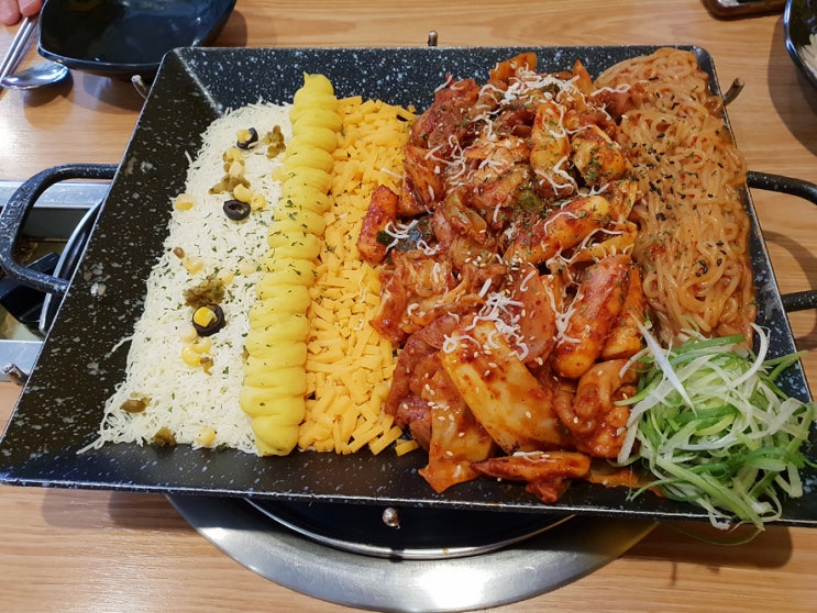  서면 닭갈비 맛집 헬로팬 맛점해서 기쁜하루