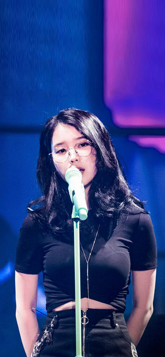  [아이폰XS] 아이유 배경화면