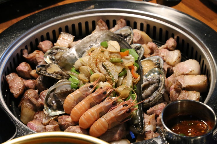  제주 동문재래시장 맛집 흑돼지 칭찬해~
