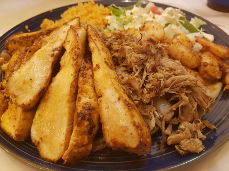  송파 문정동 법조단지 타코 맛집 멕시코요리 전문점 트라타. 화이타, 정자동에서 먹으려다 문정동에서 먹었다.