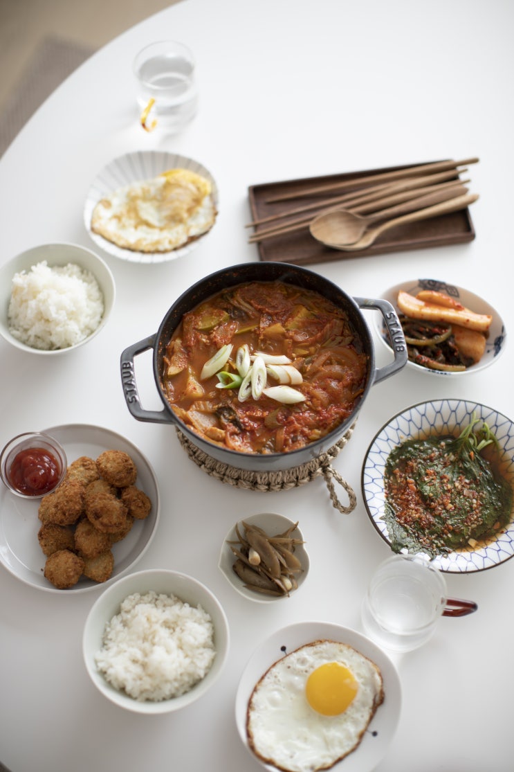  주간밥상 , 고기가 빠질 수 없는 2인 가족의 집밥 그 짧은 기록