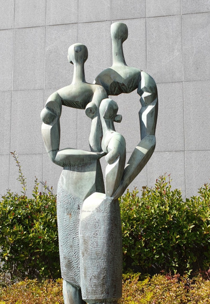 야누스의 두 얼굴 : 네이버 블로그