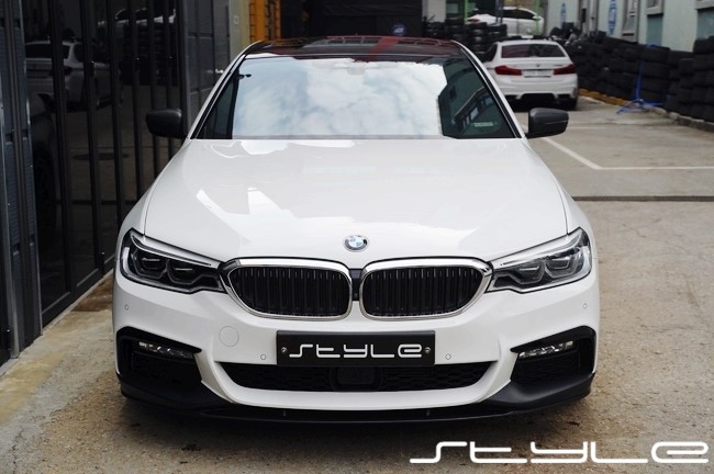  [산본스타일] BMW G30 530D 669M 20인치정품휠 & 한국아이셉트에보2 20인치윈터타이어 및 휠얼라이먼트조정