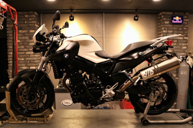 2011년식 BMW F800R 작업완료!