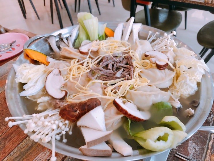  김포 장기동 맛집 류군만두 몸이 녹네 녹아!