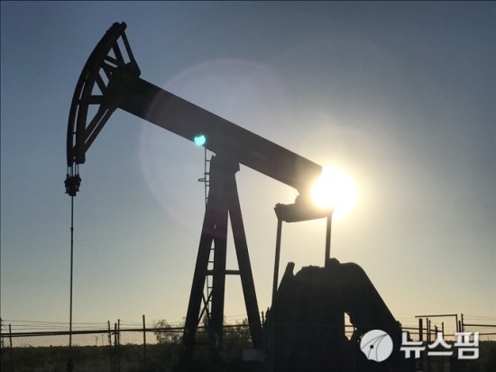 국제유가, 트럼프 사우디 지지 선언에 급락…WTI 6.6% ‘뚝’