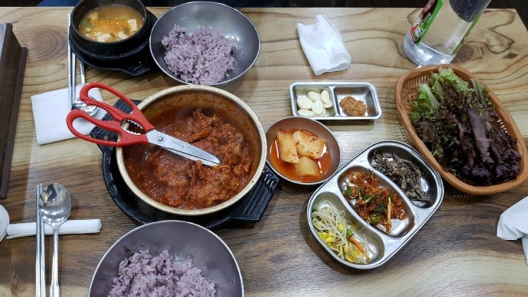 대구 여행 : 서문 시장 칼국수 골목 맛집 / 삼미 식당 / 삼미 갈비찜 / 찜갈비 맛집  / 돼지 갈비찜 / 갈비찜 맛집 / 청국장은 서비스 / 허영만 식객 백반기행