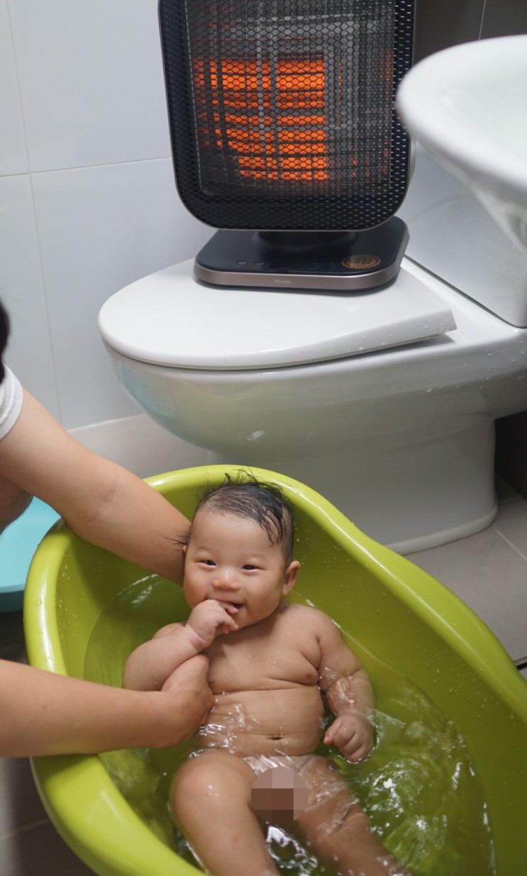 신일산업 에코히터로 겨울에도 우리 아기 따뜻하게 목욕해요!