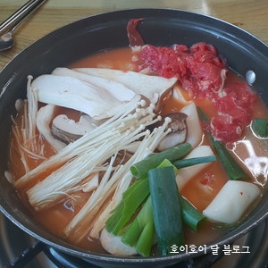  여수 맛집  ,  이북식 손만두 터진만두 : 김치만두전골 대박 !!!