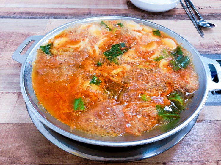  10년 단골집 - 정네집 부대찌개 [ 청주시청 북문로 맛집 ]