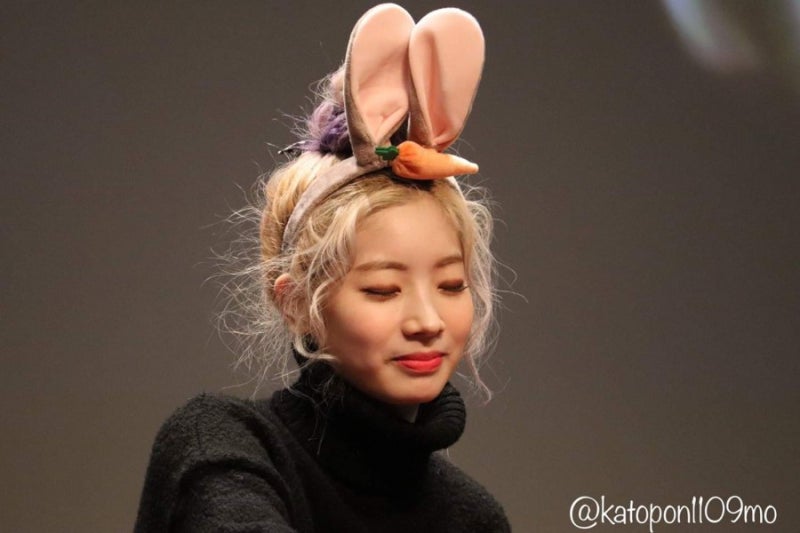 TWICE Dahyun's Rabbit Headband Fan Sign Event