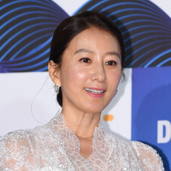  청룡영화제 김희애 귀걸이 & 반지! 다미아니 벨 에포크 컬렉션 우아해요