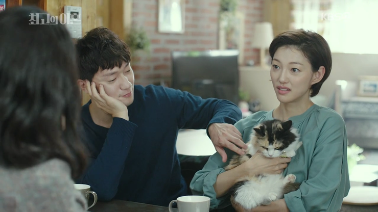  최고의 이혼 손석구 도핑테스트 해봐야 하는 거 아닙니까? 