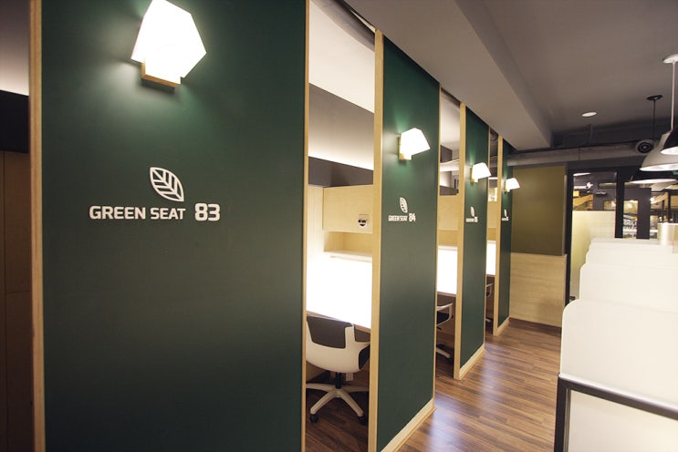  목동독서실/신정동독서실/신정네거리 독서실 어썸팩토리 목동3플레이스 GREEN SEAT 학습공간