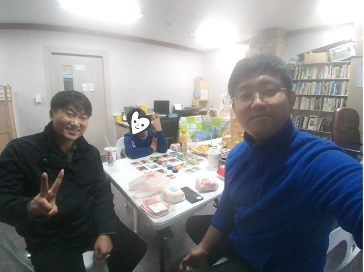  [러빙핸즈멘토링-대구경북지부]김수찬멘토선생님과 멘티친구가 센터로 방문하였습니다.