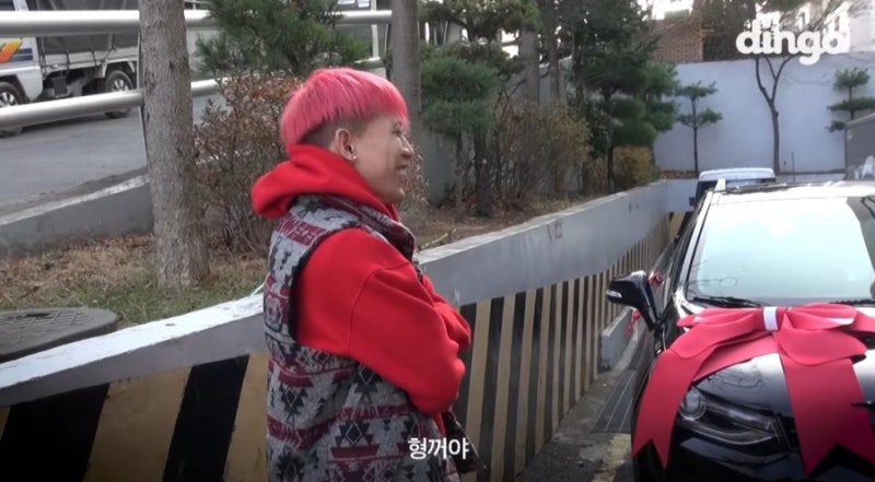 (딩고)나플라 쇼미더머니 우승차 루피에게 선물!? 최니콜라스석배 몰래카메라