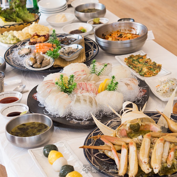  경포해변 맛집에서 회와 곰치국에 한잔하기