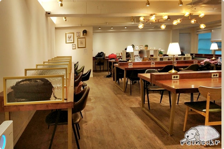  강남역스터디룸 노블스터디카페에서 느긋하게 작업을 해요
