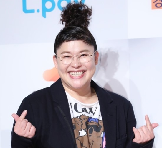  이영자 빚투 논란, 가족에 억대 사기 당해…소속사 사실 확인중
