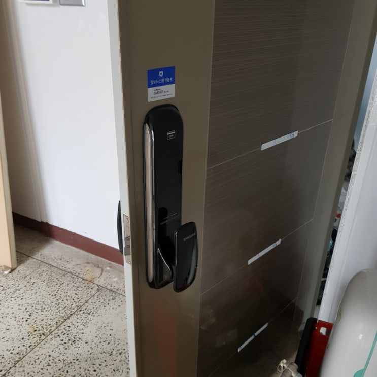 목포디지털도어락 목포번호키 꿈동산 삼성푸시풀도어락설치 18만원