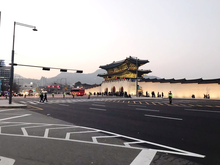  [한국방문 2018] 종로 방문기 [익선동 한옥길, 광화문, 교보문고, 안국 153 빵집, 때때롯 살롱, 엘리 카페]