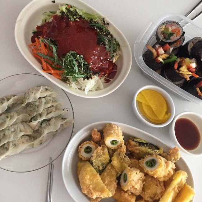  일상 feat. 퀸즈마켓+이미달달+삼척집+바름수제만두+카라멜라+단아한칩+메르시유
